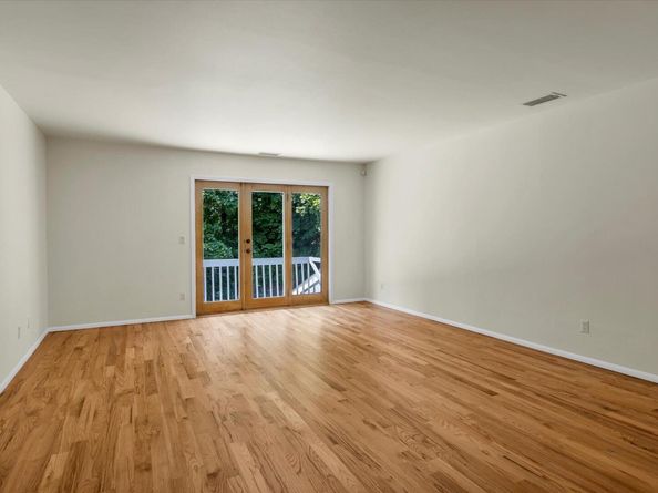 2 Heiko Court, Northport NY 11768