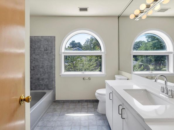 2 Heiko Court, Northport NY 11768