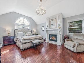 16 Laura Court, Mount Sinai NY 11766