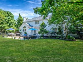 16 Laura Court, Mount Sinai NY 11766