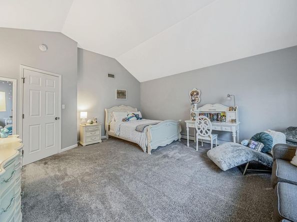 16 Laura Court, Mount Sinai NY 11766