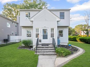 96 Thelma Avenue