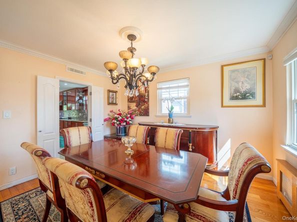 75-22 186th Street, Fresh Meadows NY 11366