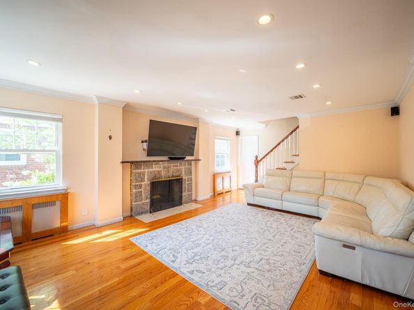 75-22 186th Street, Fresh Meadows NY 11366