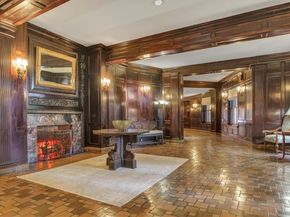 8 Barstow Road 7H, Great Neck NY 11021