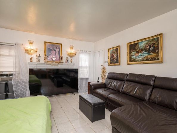 29-05 160 Street, Flushing NY 11358