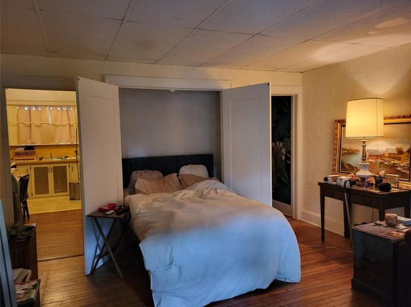 29-05 160 Street, Flushing NY 11358