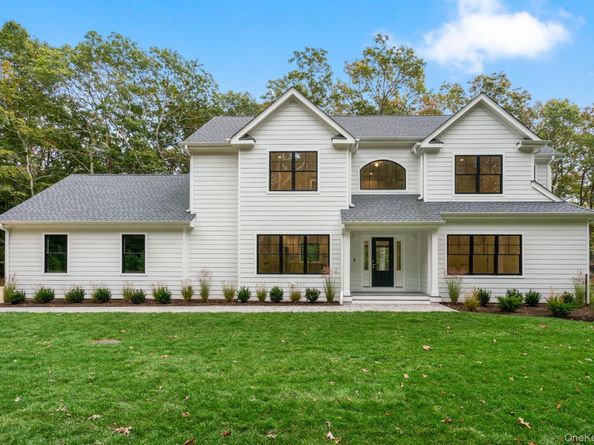 33 Delavan Street, East Hampton NY 11937