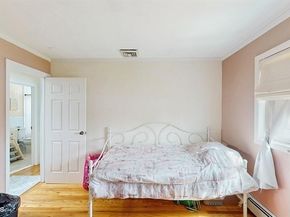 525 Miller Avenue, Freeport NY 11520