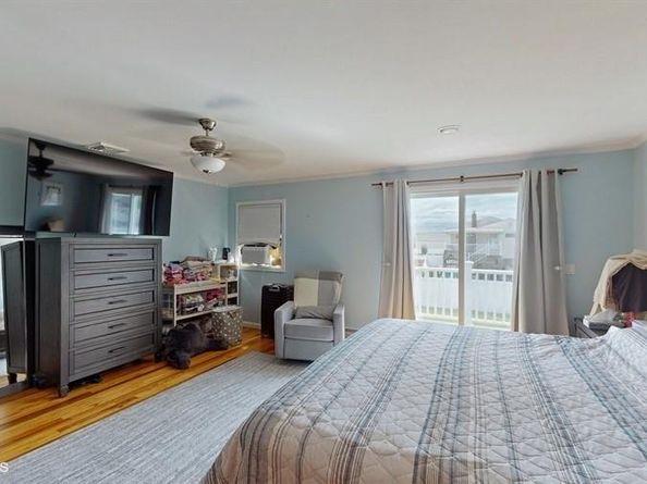 525 Miller Avenue, Freeport NY 11520