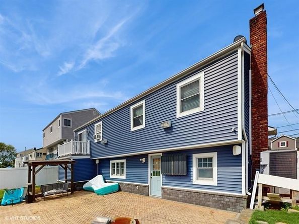 525 Miller Avenue, Freeport NY 11520