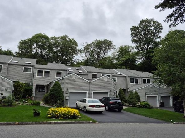 14 Bridle Path Road, Ossining NY 10562