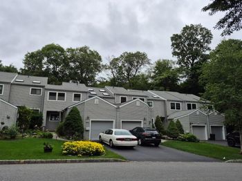 14 Bridle Path Road