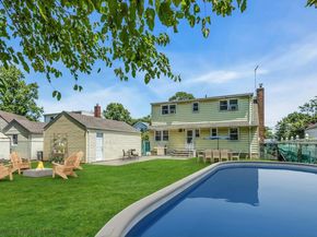 299 Warren Street, Uniondale NY 11553
