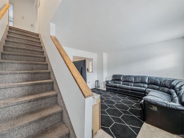 108A Union Avenue, Lake Ronkonkoma NY 11779