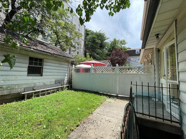 384 Hawthorne Avenue, Yonkers NY 10705