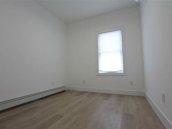79-31 69th Avenue, Middle Village NY 11379