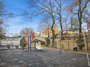 4 Sadore Lane 3E, Yonkers NY 10710
