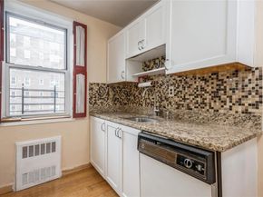 4 Sadore Lane 3E, Yonkers NY 10710