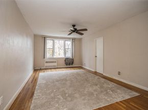 4 Sadore Lane 3E, Yonkers NY 10710
