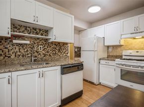 4 Sadore Lane 3E, Yonkers NY 10710