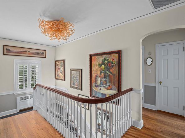 31 Colonial Road, White Plains NY 10605