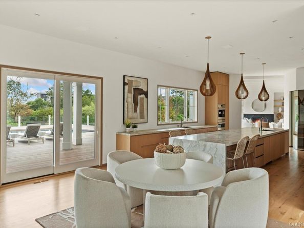 551 Main Street, Quiogue NY 11978