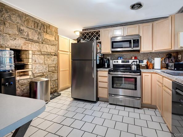 816 Hardscrabble Road, Chappaqua NY 10514
