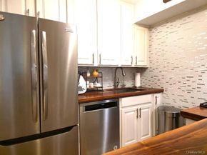 565 Avenue A 104, Uniondale NY 11553