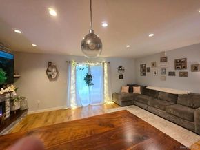 565 Avenue A 104, Uniondale NY 11553