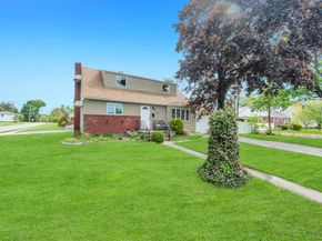 1050 Stewart Avenue, Bethpage NY 11714