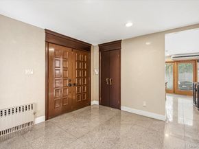 15470 Powells Cove Boulevard, Beechhurst NY 11357