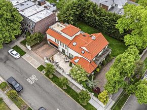 15470 Powells Cove Boulevard, Beechhurst NY 11357