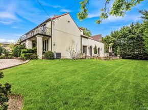 15470 Powells Cove Boulevard, Beechhurst NY 11357