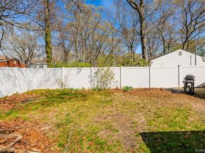 92 Wauwepex Trail, Ridge NY 11961
