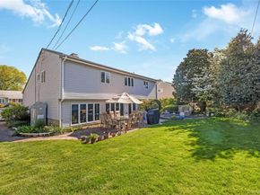18 Tacoma Lane, Syosset NY 11791