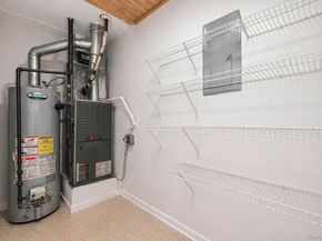 527 Daryl Drive, Medford NY 11763
