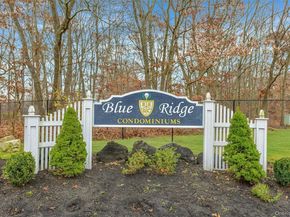 527 Daryl Drive, Medford NY 11763