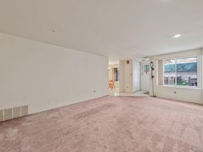 527 Daryl Drive, Medford NY 11763