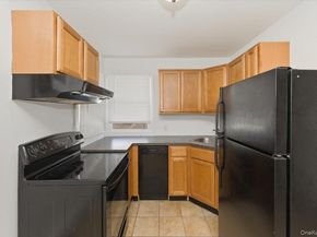 20 Cambridge Avenue, Melville NY 11747