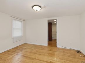 20 Cambridge Avenue, Melville NY 11747