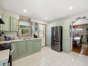 55 Pine Street, Holbrook NY 11741