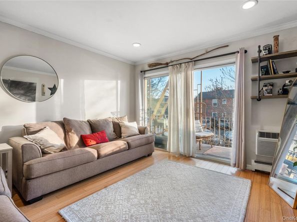 90 Park Avenue S B6, Rockville Centre NY 11570