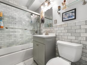 90 Park Avenue S B6, Rockville Centre NY 11570