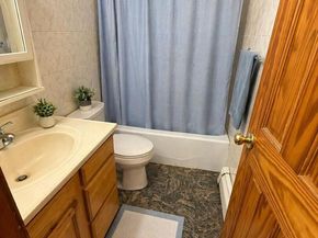 70-09 Grand Avenue, Maspeth NY 11378