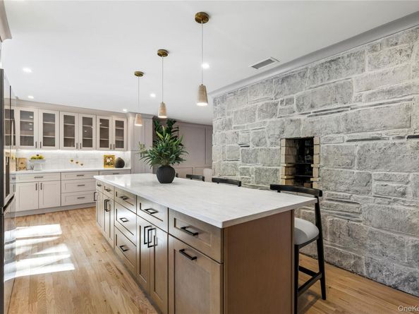 816 Hardscrabble Road, Chappaqua NY 10514