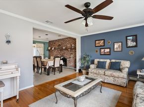 29 Audley Circle, Plainview NY 11803