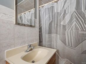 29 Audley Circle, Plainview NY 11803