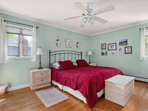 29 Audley Circle, Plainview NY 11803