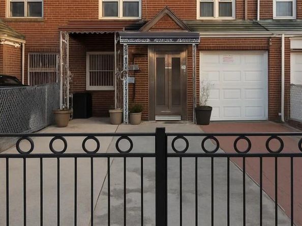 89-16 91st Avenue, Woodhaven NY 11421